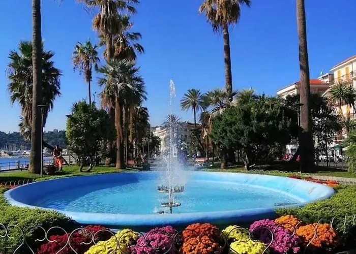 Apartamento Casa Noemi, Nel Cuore Di Varazze, Ad Un Passo Dal Mare *