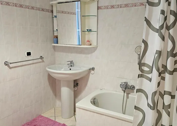 Casa Noemi, Nel Cuore Di Varazze, Ad Un Passo Dal Mare Apartamento